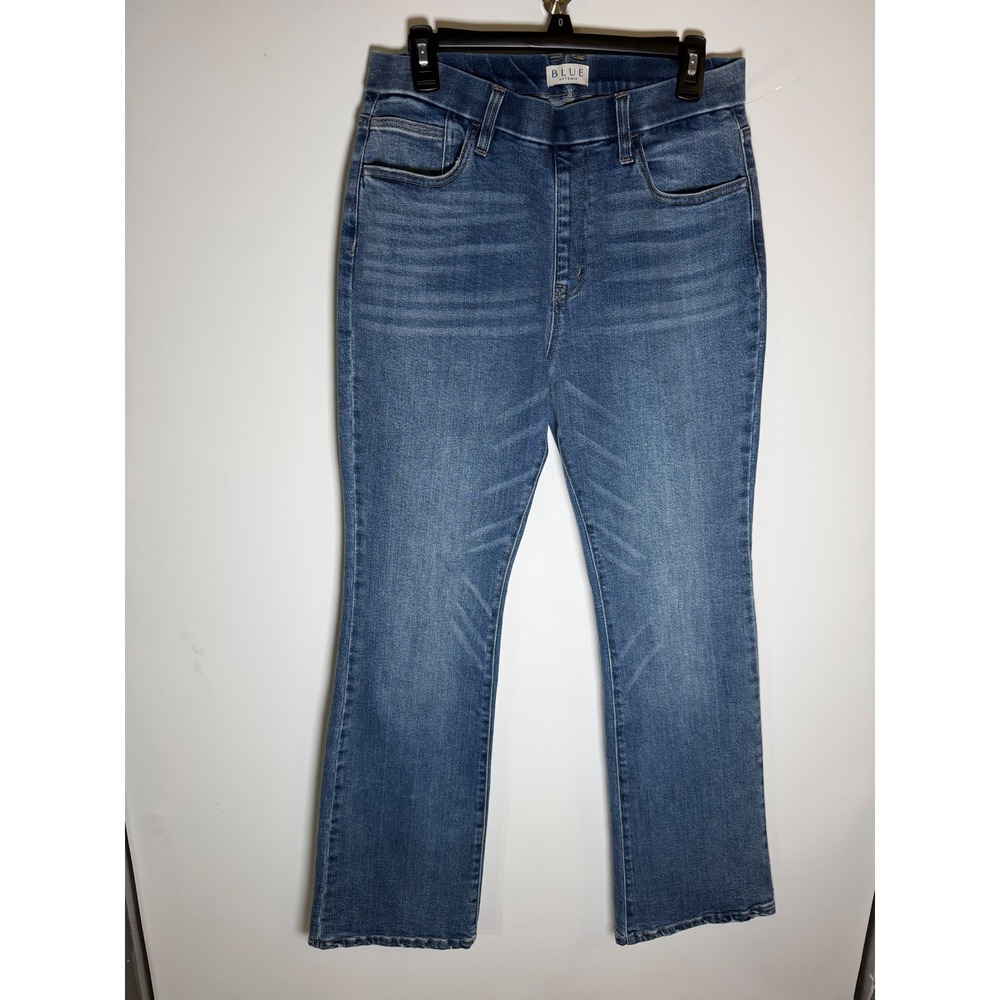 Blue Artemis Women Medium Wash Pull On Flare Jeans Size 8
